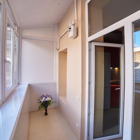 2 Bedrooms Apartment 150M From Opera House Liov Exterior foto