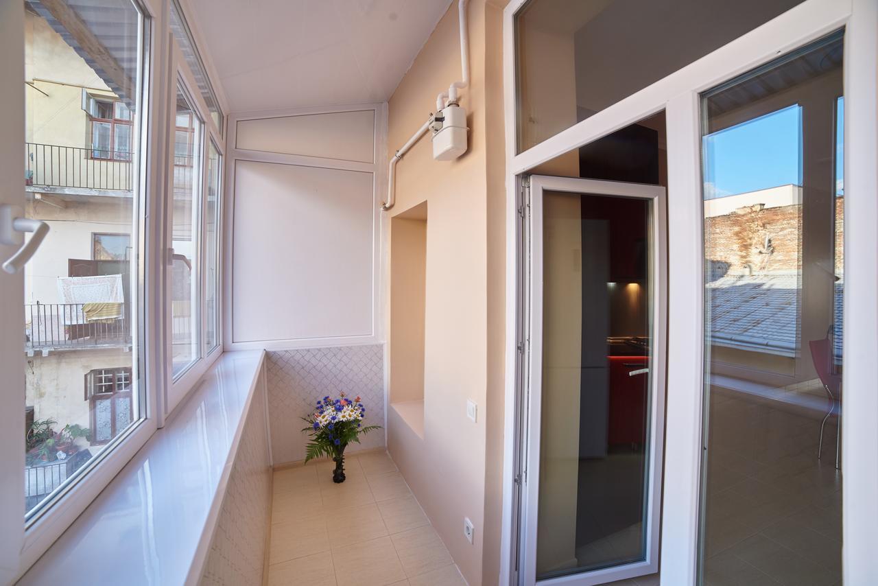 2 Bedrooms Apartment 150M From Opera House Liov Exterior foto